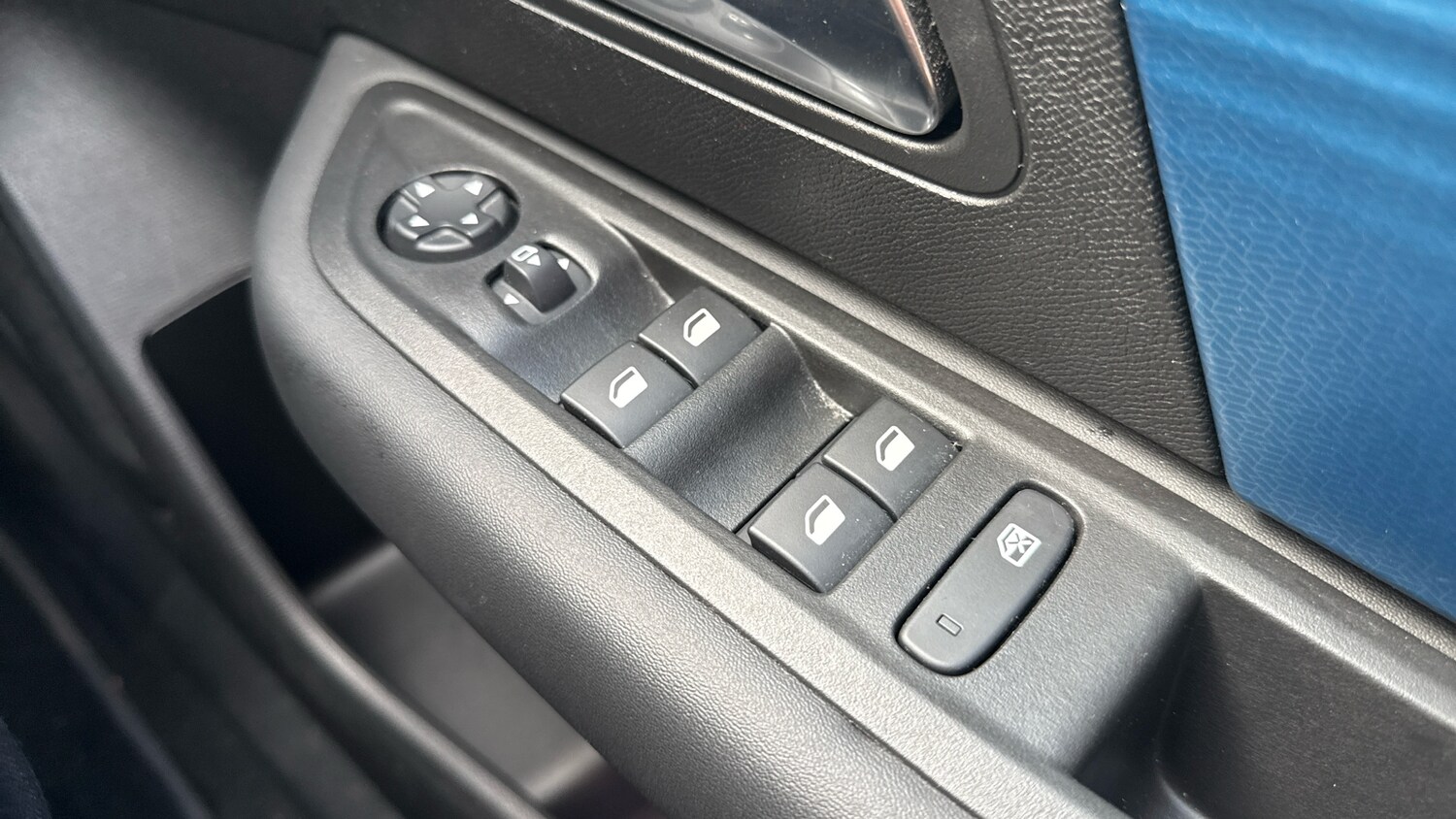 Used Citroen C4 2023 for sale - 75992272: Photo 22