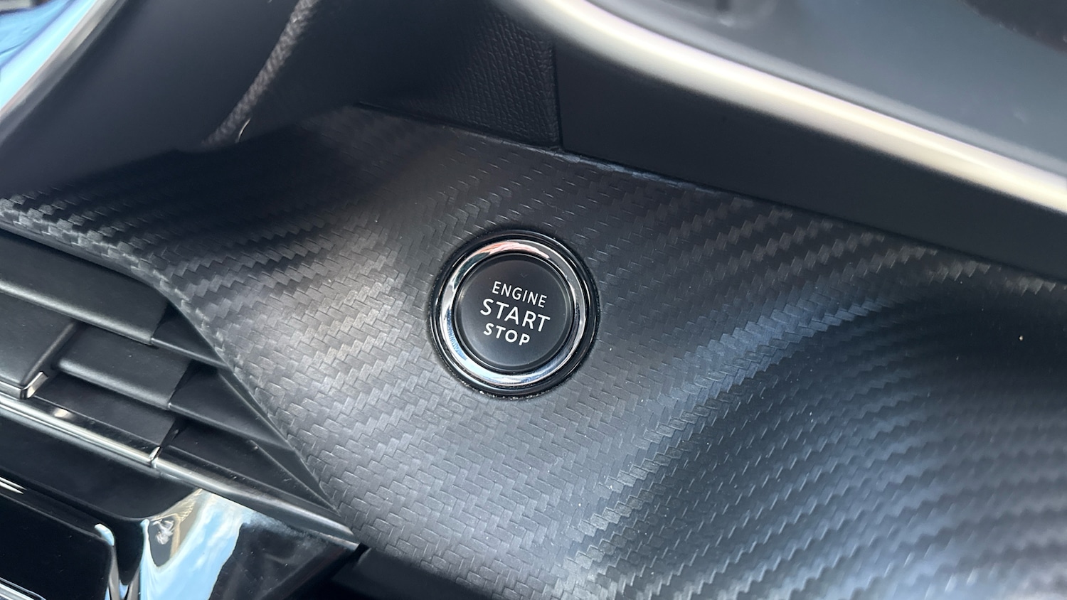 Used Peugeot 2008 2022 for sale - 76634731: Photo 18