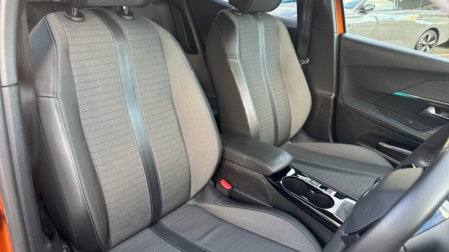 Used Peugeot 2008 2022 for sale - 76634731: Photo 42