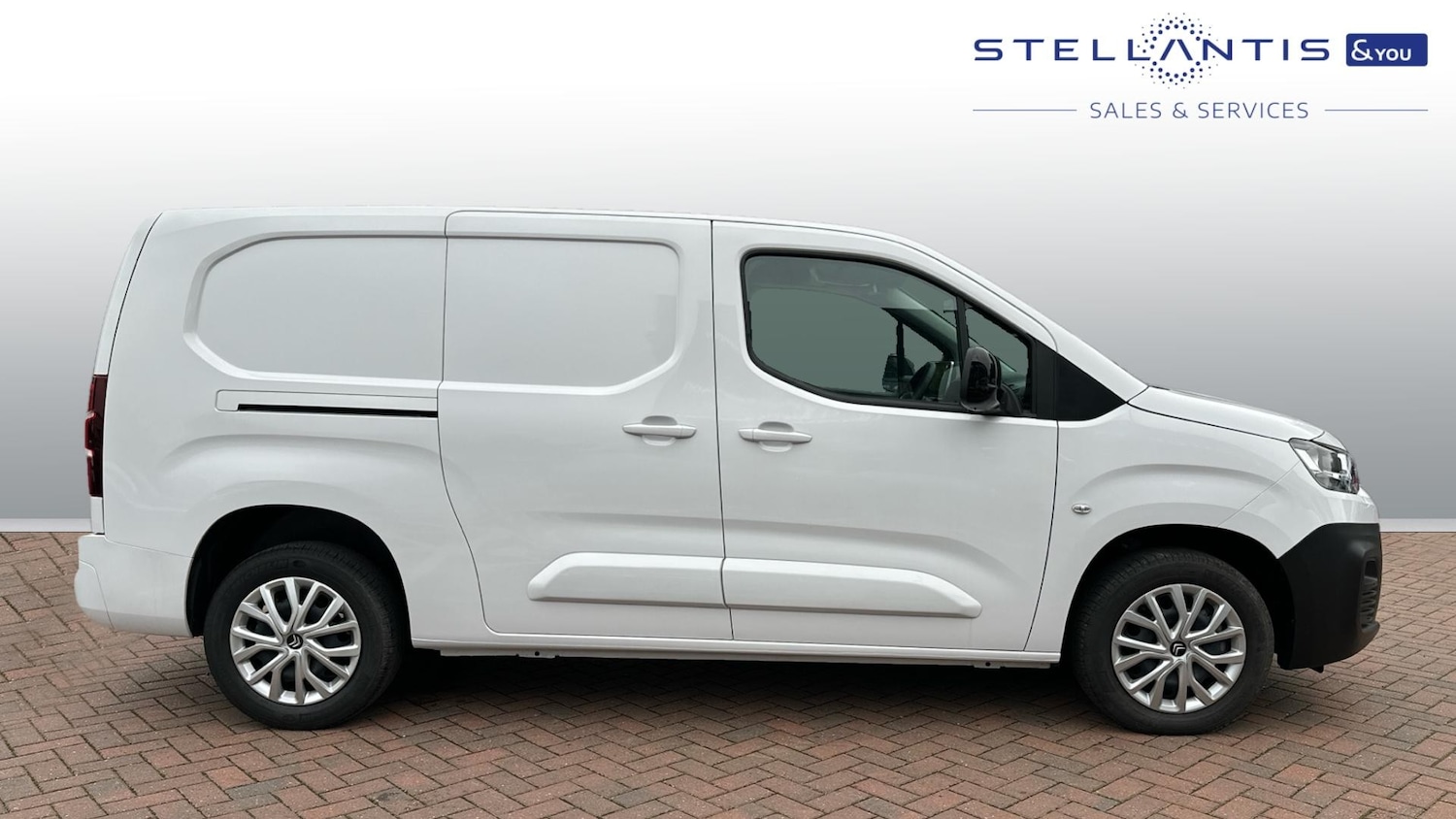 Used Citroen Berlingo 2024 for sale - 76123503: Photo 2