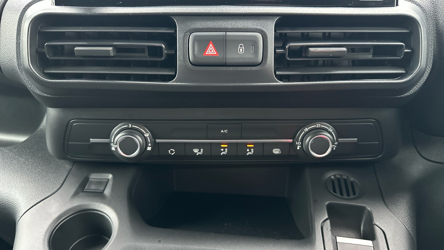 Used Citroen Berlingo 2024 for sale - 76123503: Photo 34