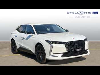 2025 - 1.6 E-TENSE 12.4kWh Performance Line Hatchback 5dr Petrol Plug-in Hybrid EA