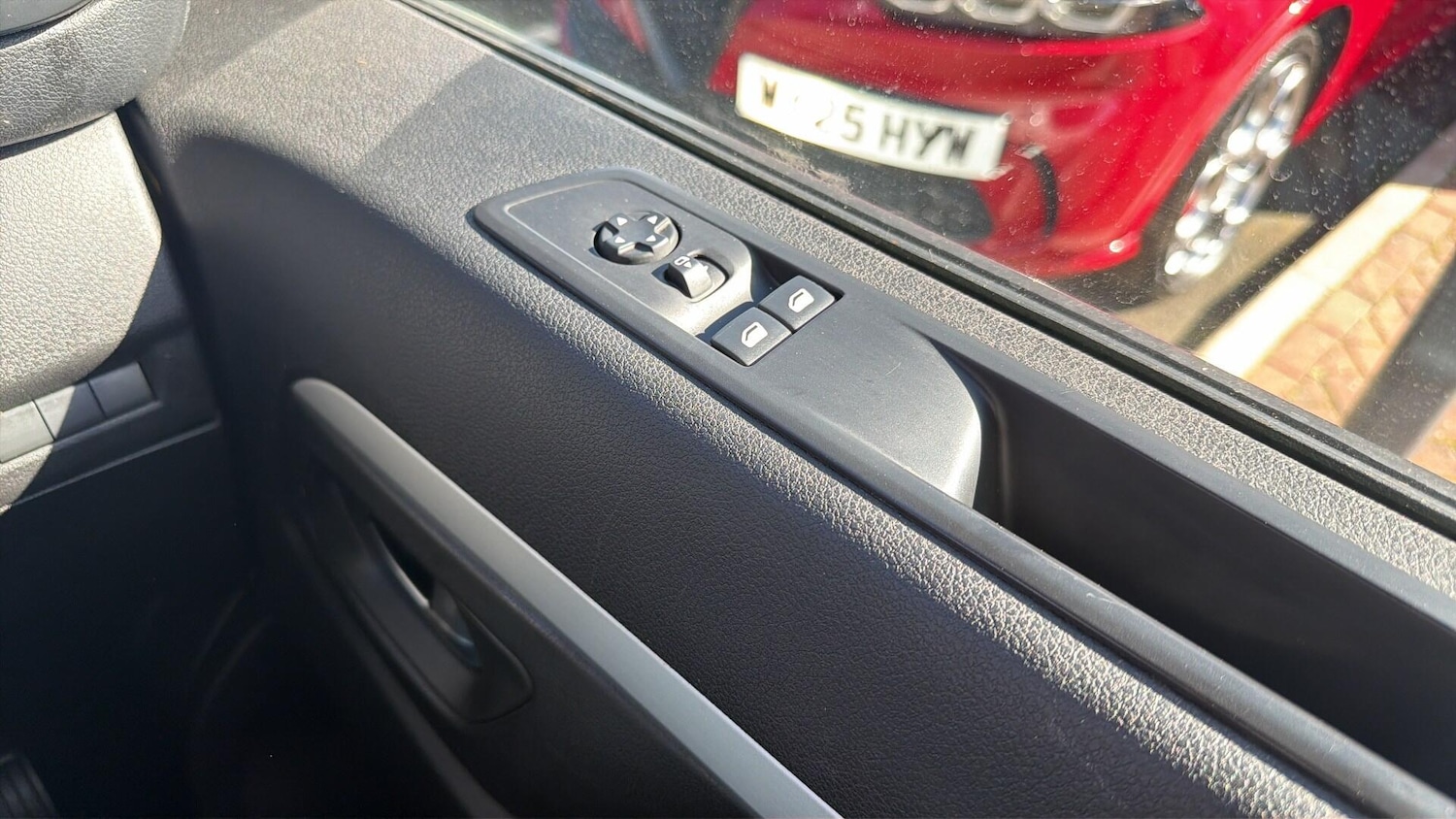 Used Peugeot Traveller 2021 for sale - 78035725: Photo 25