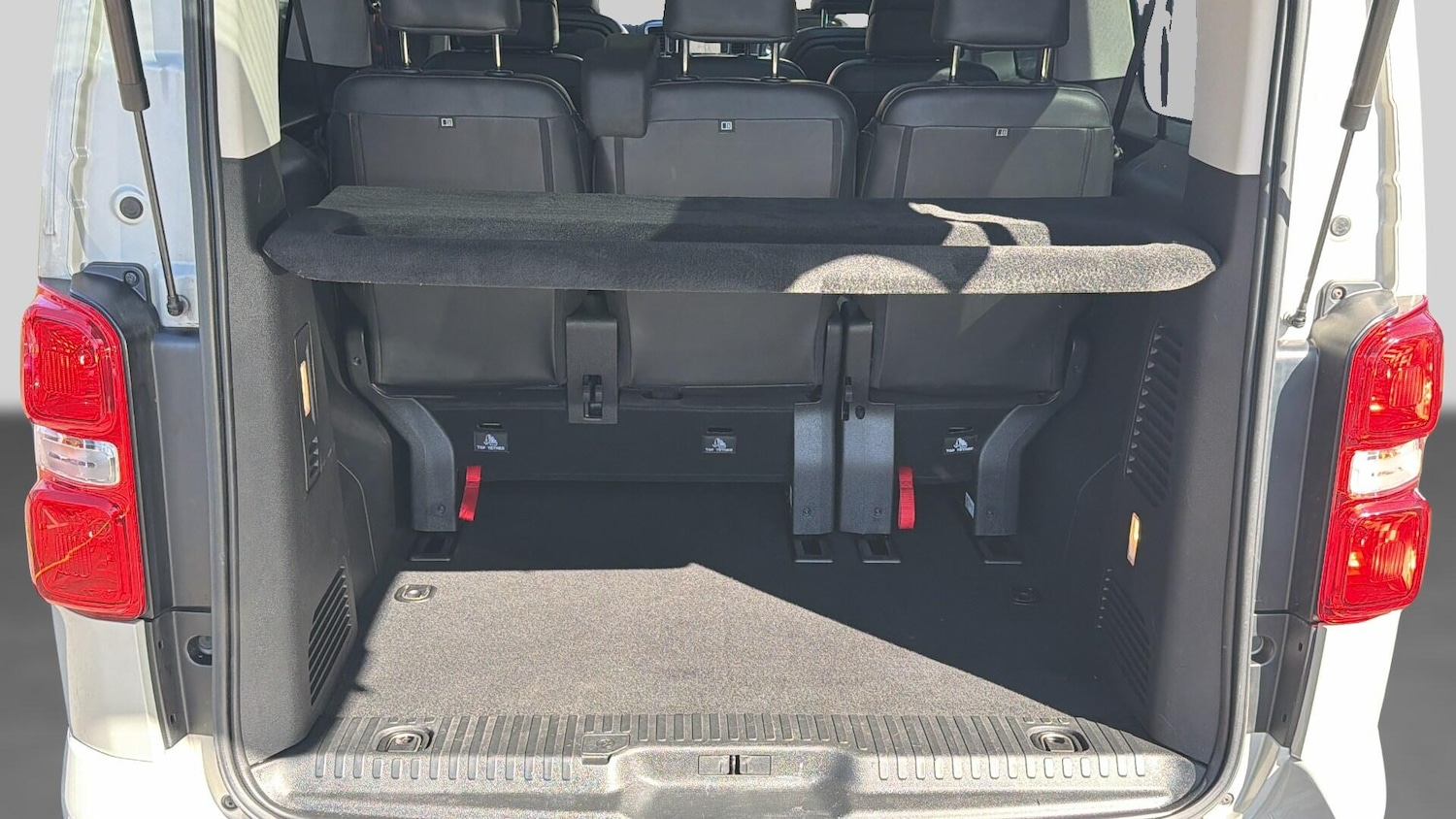 Used Peugeot Traveller 2021 for sale - 78035725: Photo 27