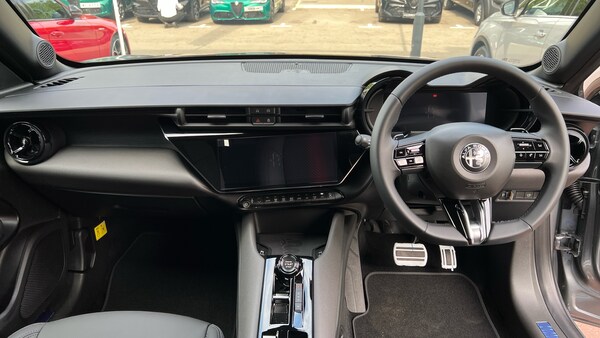 Used Alfa Romeo Junior 2025 for sale - 75671403: Photo 4