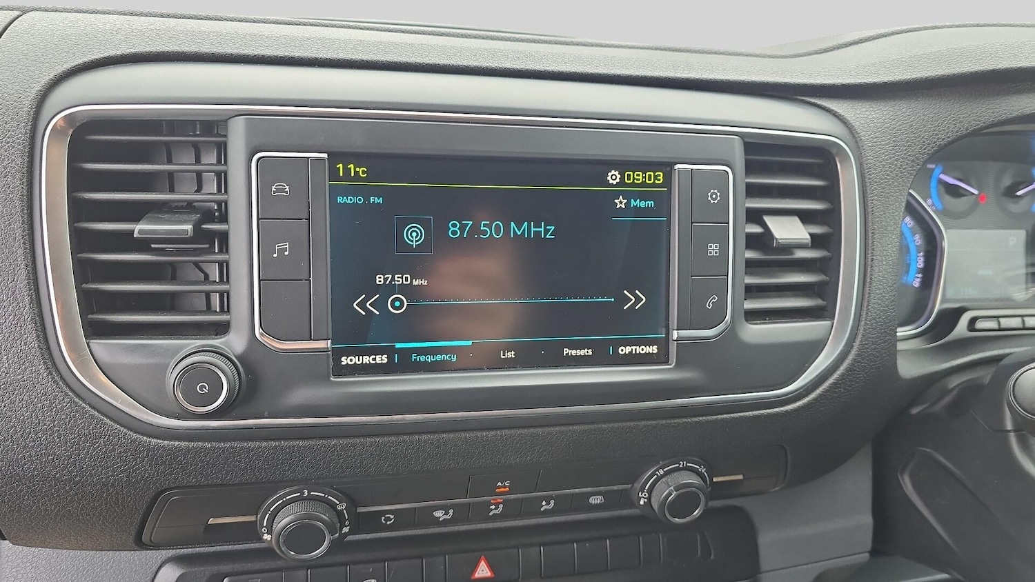 Used Peugeot Expert 2022 for sale - 78136816: Photo 19