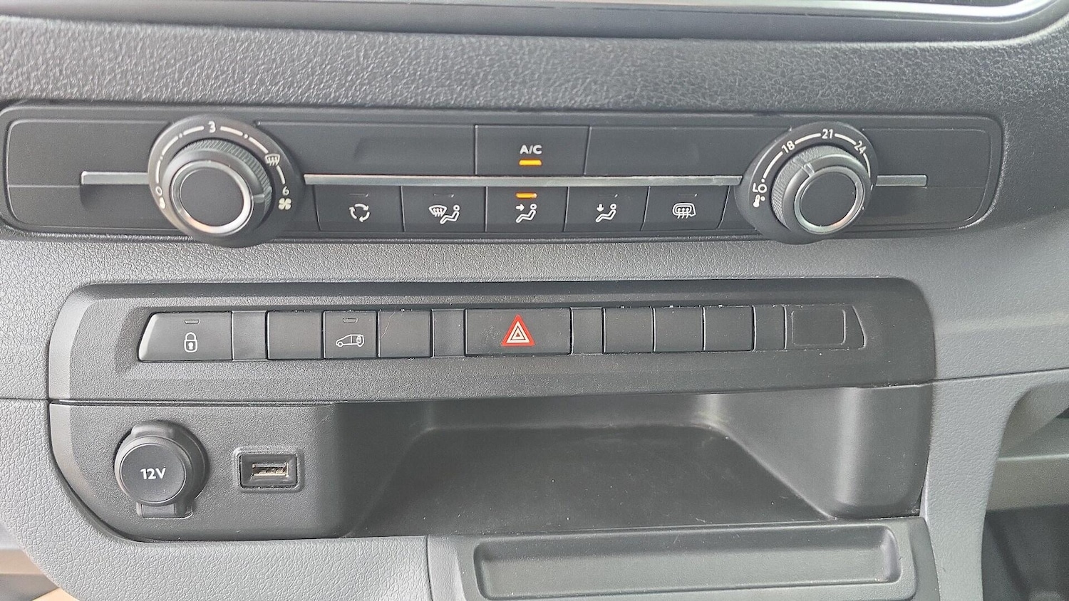 Used Peugeot Expert 2022 for sale - 78136816: Photo 29