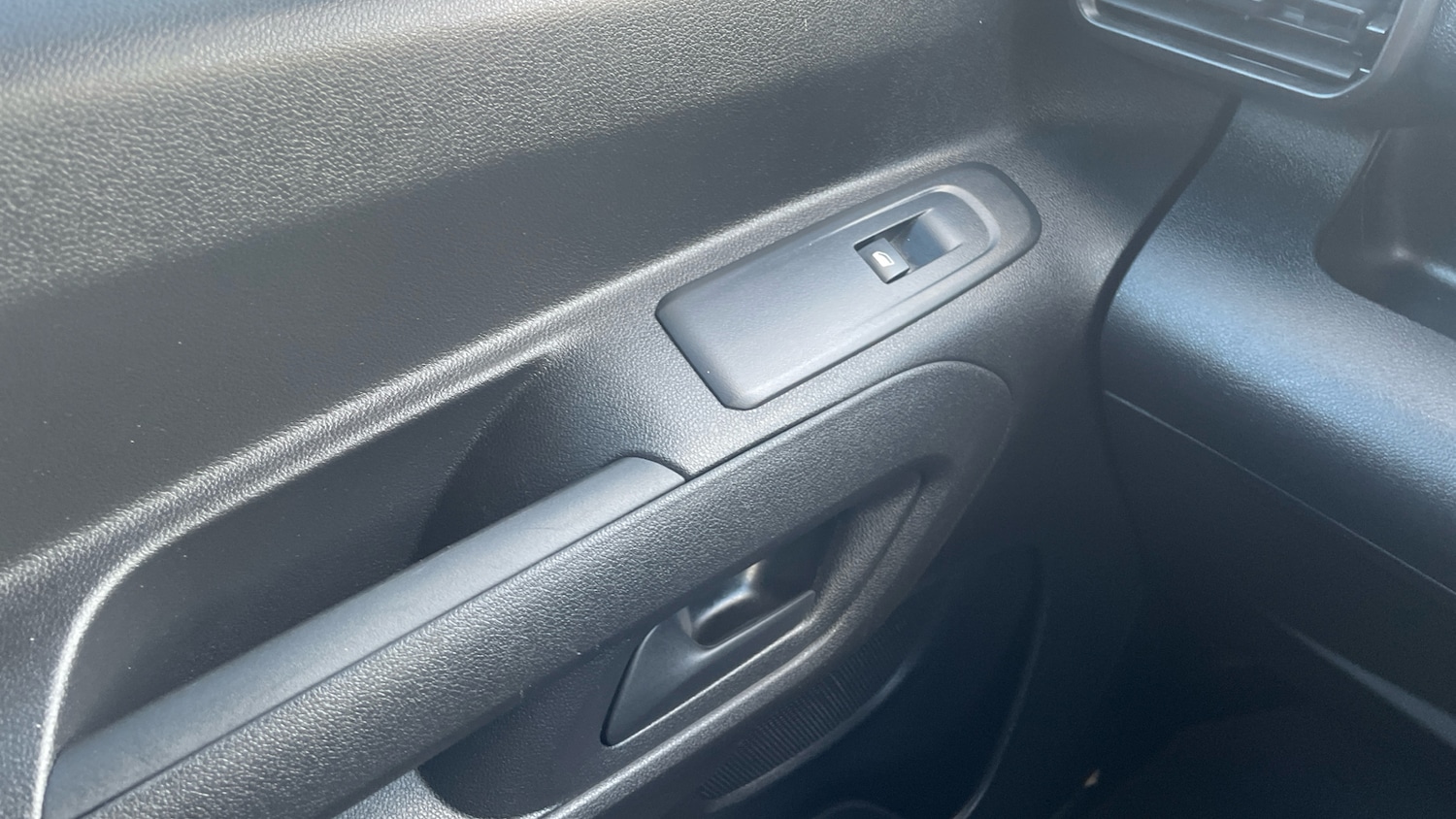 Used Citroen Berlingo 2022 for sale - 76410186: Photo 33