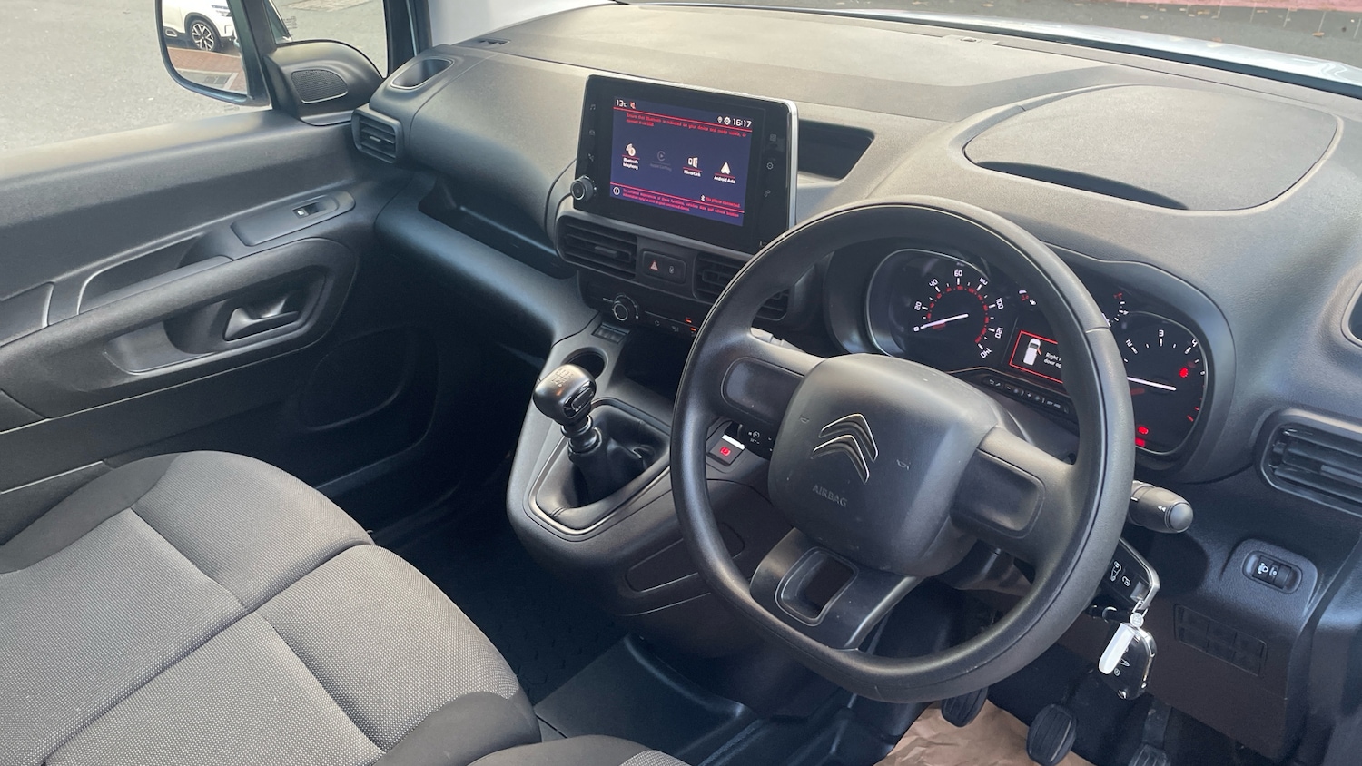 Used Citroen Berlingo 2022 for sale - 76410186: Photo 4