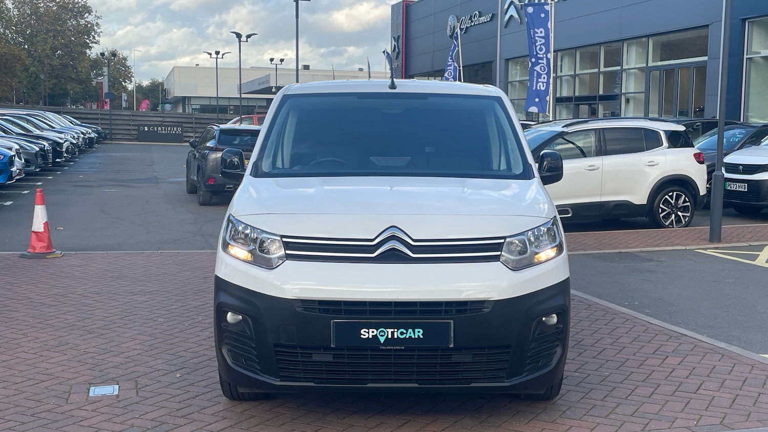 Used Citroen Berlingo 2022 for sale - 76410186: Photo 8