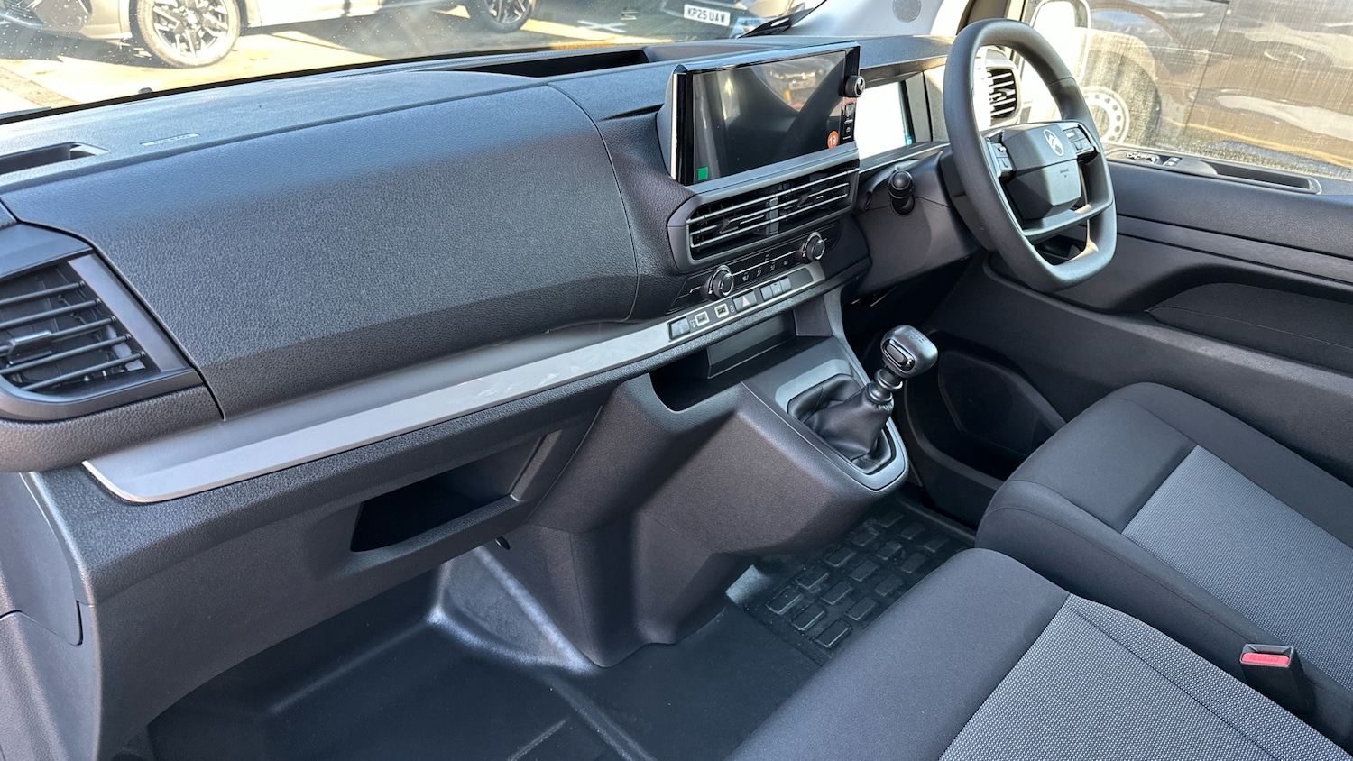 Used Citroen Dispatch 2024 for sale - 76772629: Photo 12