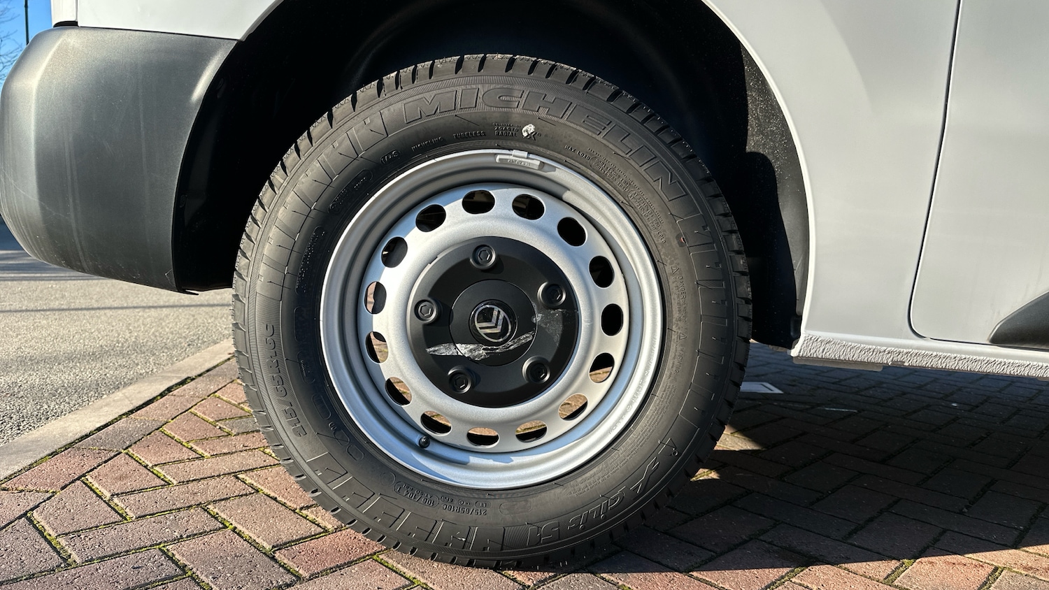 Used Citroen Dispatch 2024 for sale - 76772629: Photo 16