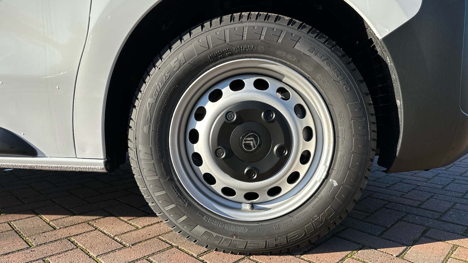 Used Citroen Dispatch 2024 for sale - 76772629: Photo 17