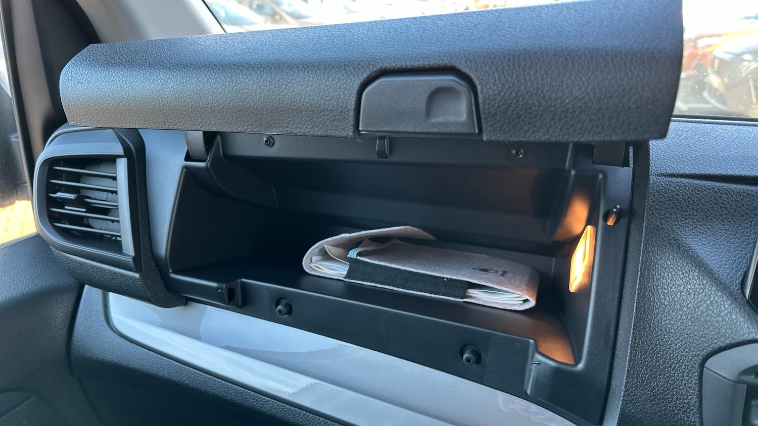 Used Citroen Dispatch 2024 for sale - 76772629: Photo 40