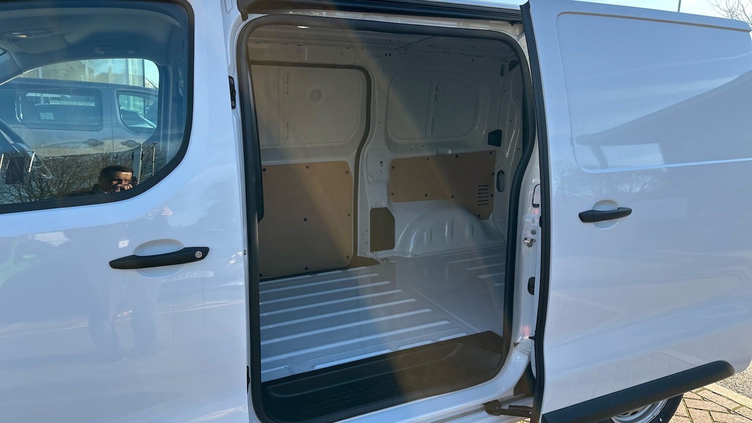 Used Citroen Dispatch 2024 for sale - 76772629: Photo 50