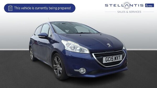 Used Peugeot 208 2015 for sale - 76095552: Photo 1