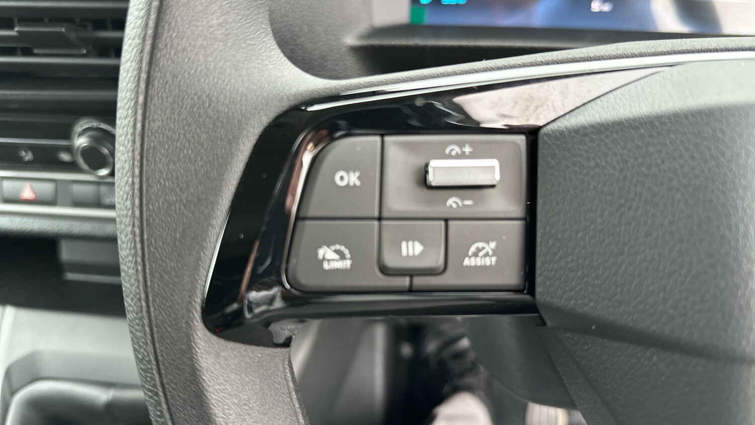 Used Citroen Dispatch 2024 for sale - 76338262: Photo 23