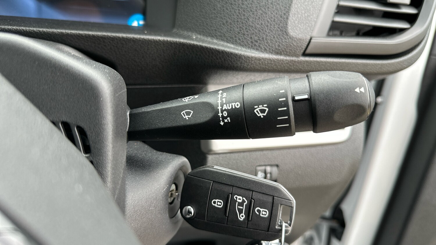 Used Citroen Dispatch 2024 for sale - 76338262: Photo 28