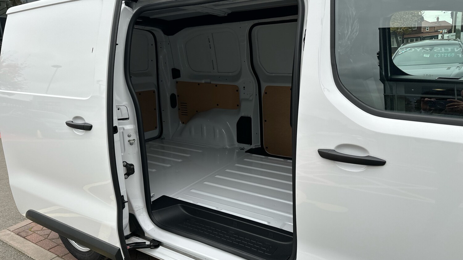 Used Citroen Dispatch 2024 for sale - 76338262: Photo 49