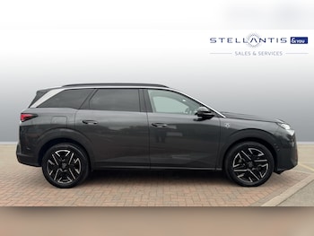 Used Peugeot 5008 2025 for sale - 76285233: Photo