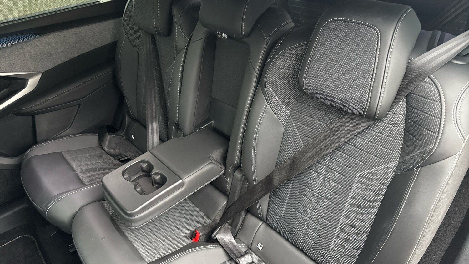 Used Peugeot 5008 2025 for sale - 76285233: Photo 38