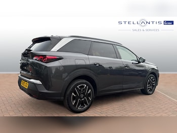 Used Peugeot 5008 2025 for sale - 76285233: Photo