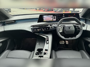 Used Peugeot 5008 2025 for sale - 76285233: Photo