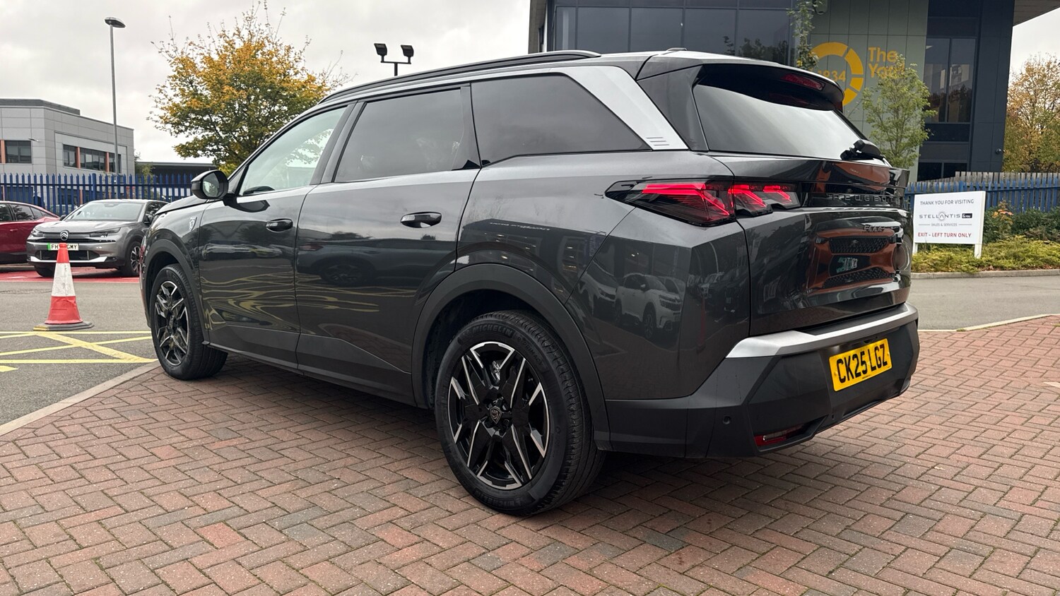 Used Peugeot 5008 2025 for sale - 76285233: Photo 5