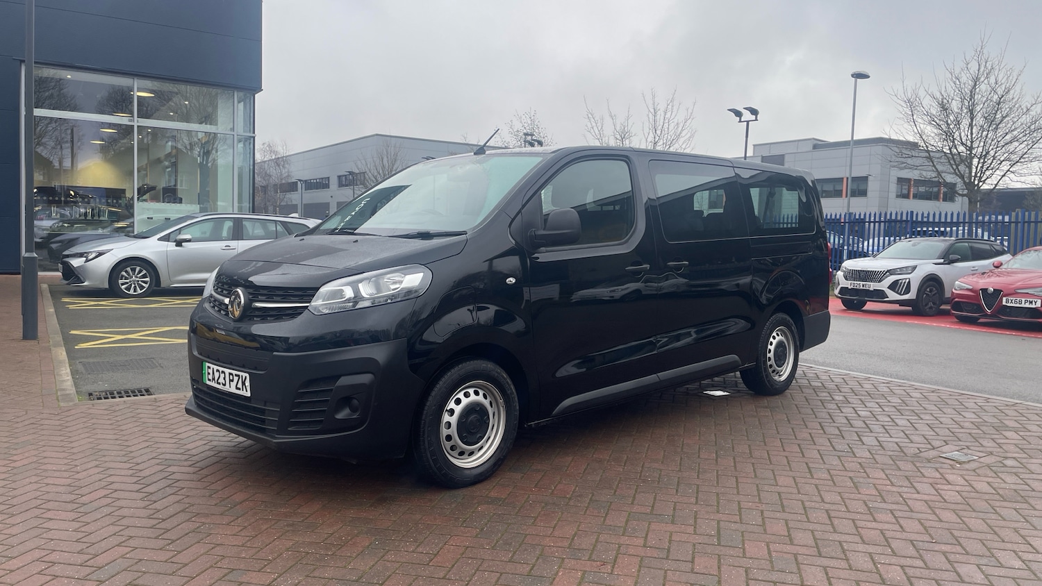 Used Vauxhall Vivaro Life 2023 for sale - 77145155: Photo 8