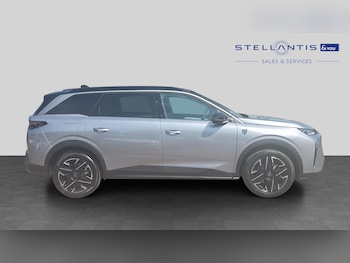 Used Peugeot 5008 2025 for sale - 79256805: Photo
