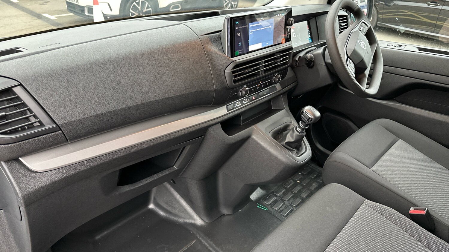 Used Citroen Dispatch 2024 for sale - 76338266: Photo 12