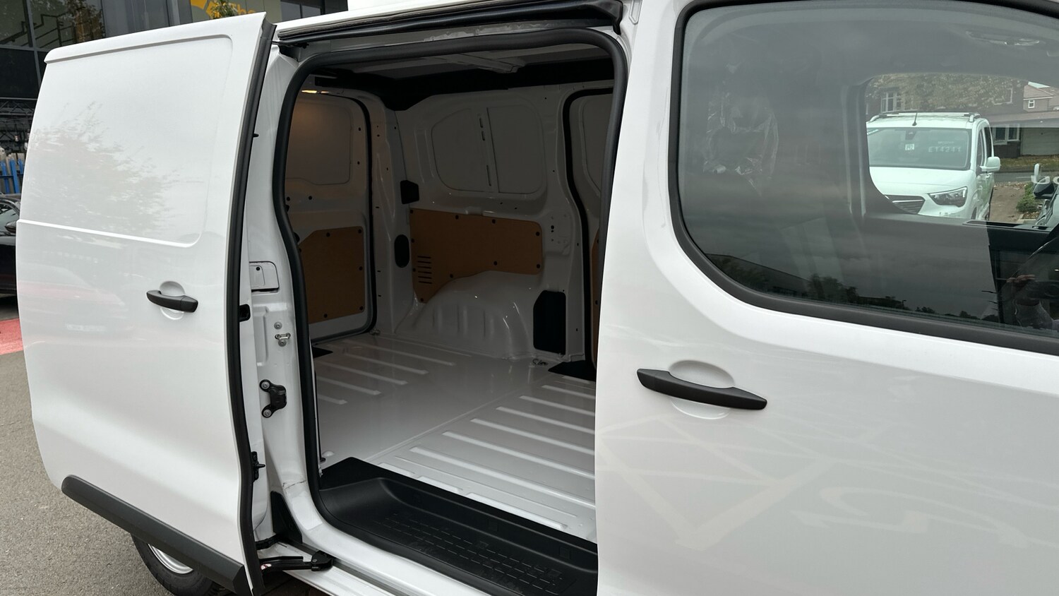 Used Citroen Dispatch 2024 for sale - 76338266: Photo 49