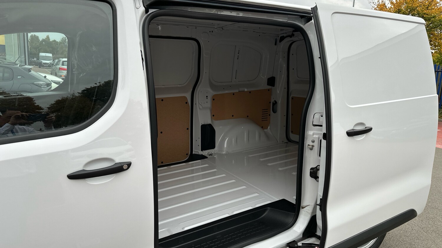 Used Citroen Dispatch 2024 for sale - 76338266: Photo 50