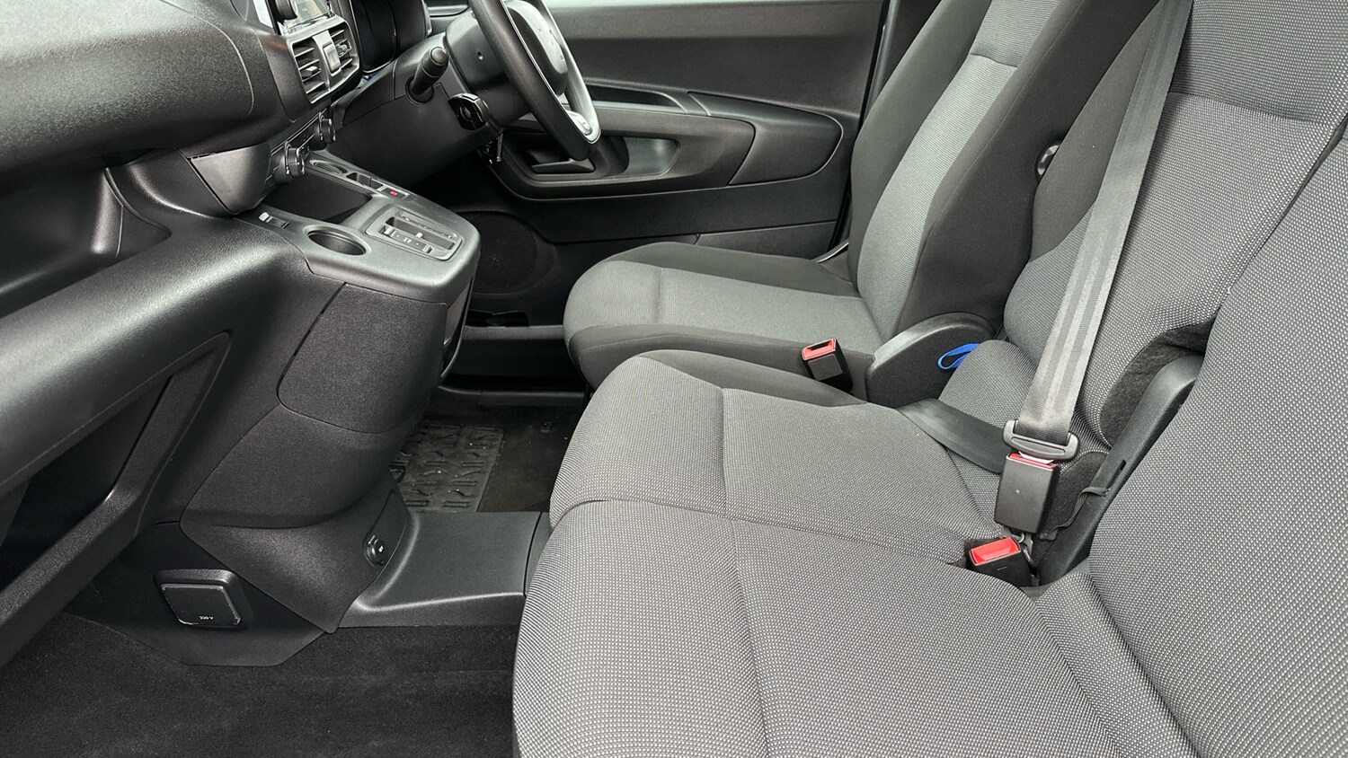 Used Citroen Berlingo 2024 for sale - 76315596: Photo 33