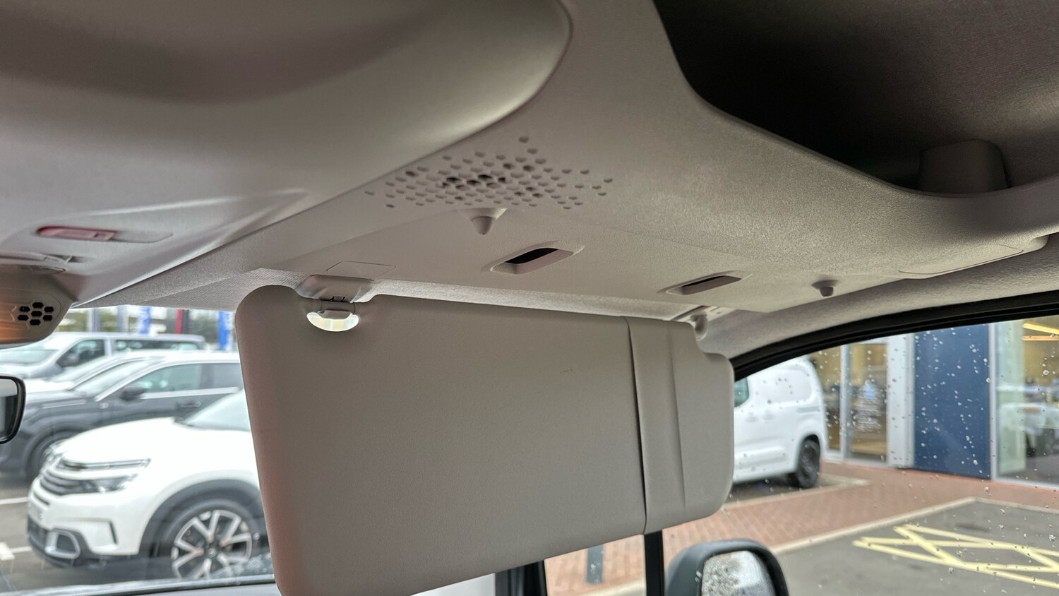 Used Citroen Berlingo 2024 for sale - 76315596: Photo 38