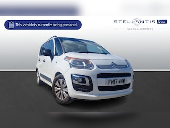 Used Citroen C3 Picasso 2017 for sale - 78685538: Photo