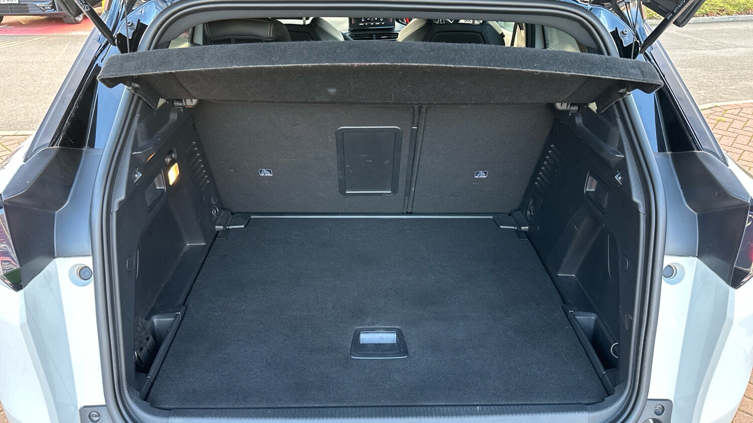 Used Peugeot 3008 2021 for sale - 76772548: Photo 20