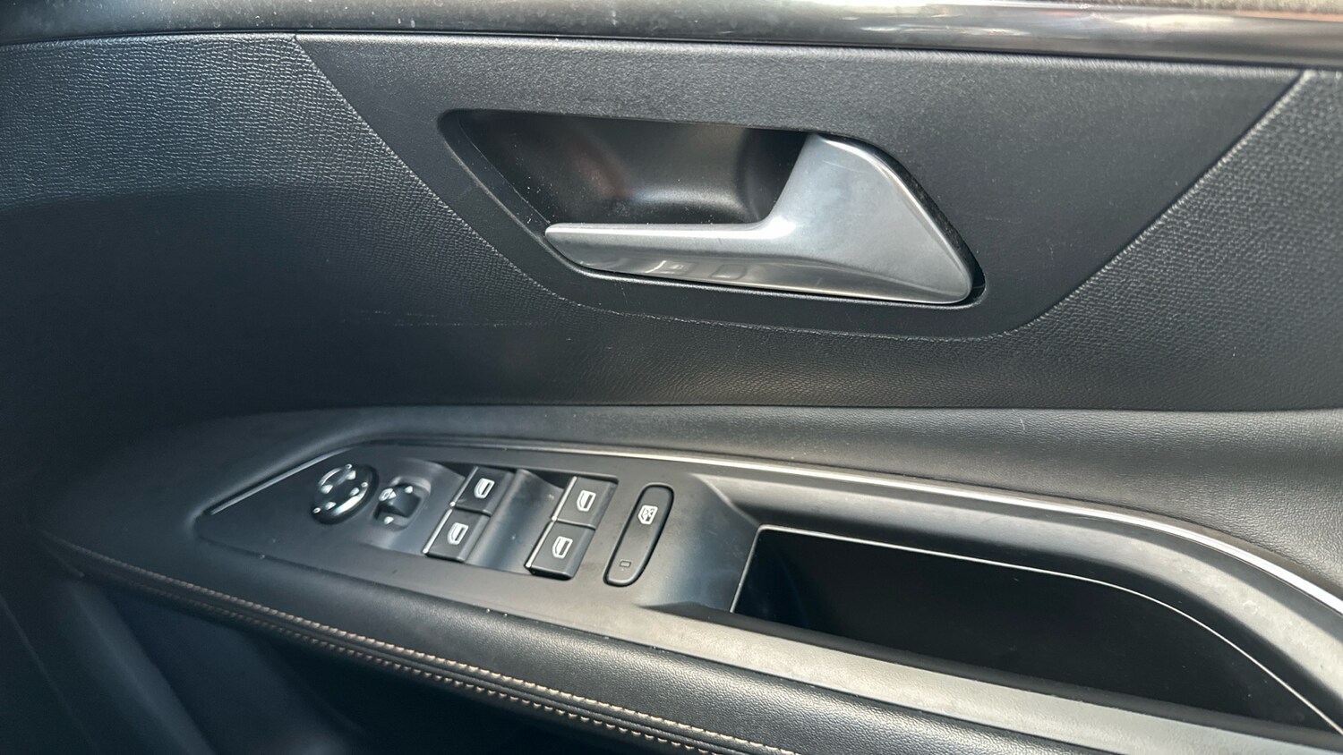 Used Peugeot 3008 2021 for sale - 76772548: Photo 23