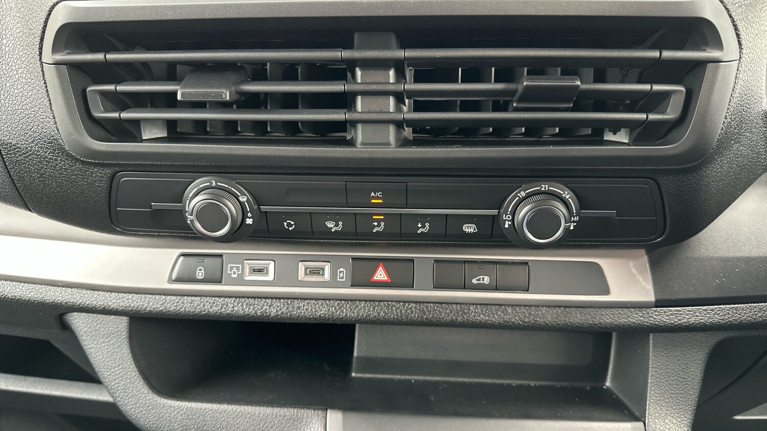 Used Citroen Dispatch 2024 for sale - 76241079: Photo 39