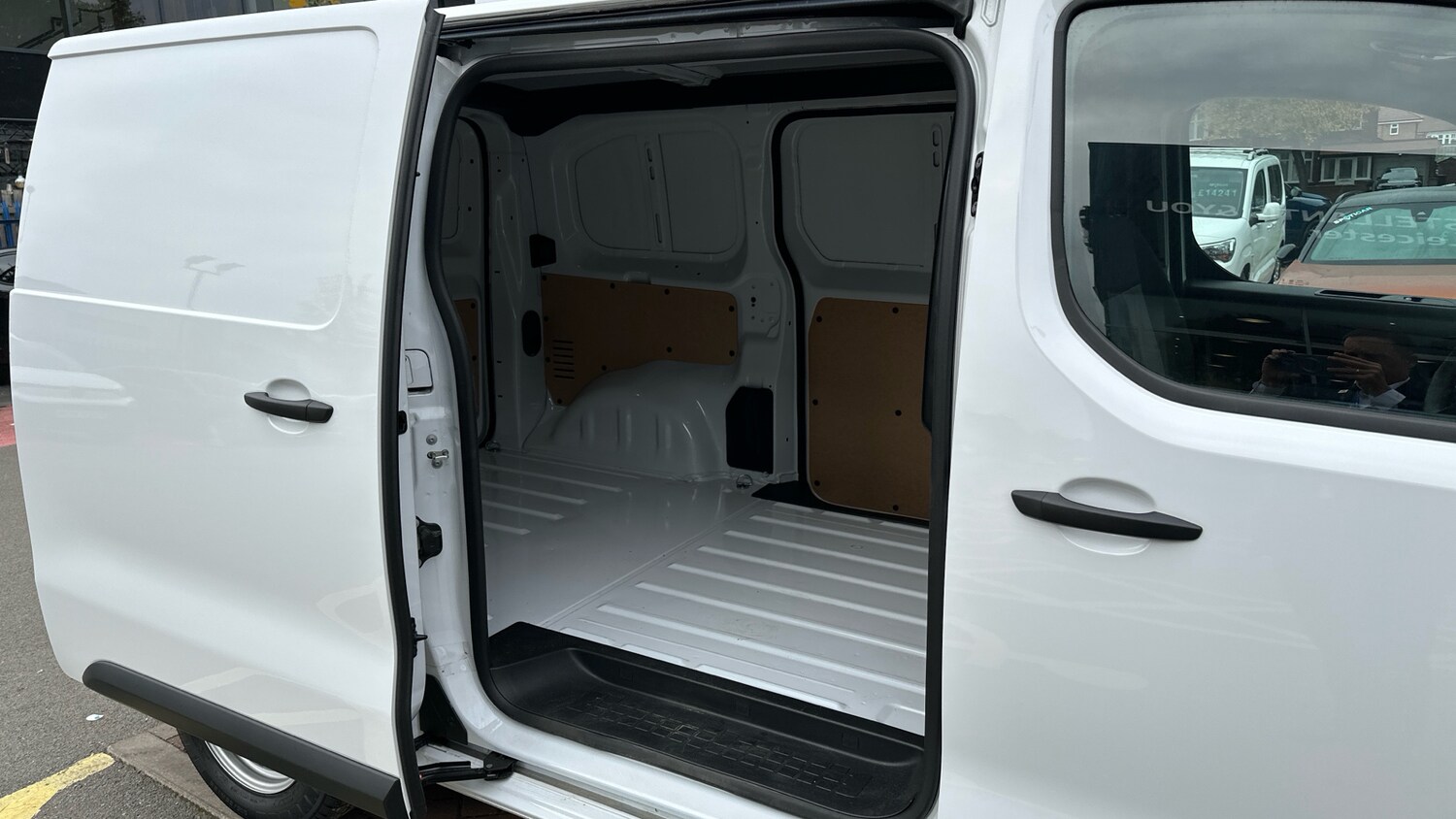 Used Citroen Dispatch 2024 for sale - 76241079: Photo 49