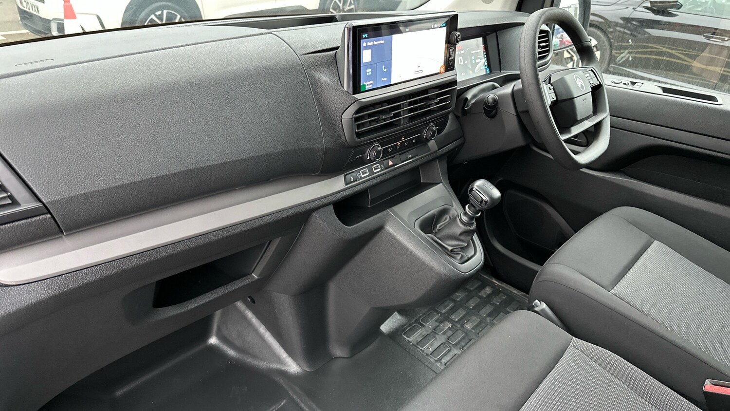 Used Citroen Dispatch 2024 for sale - 76338263: Photo 12