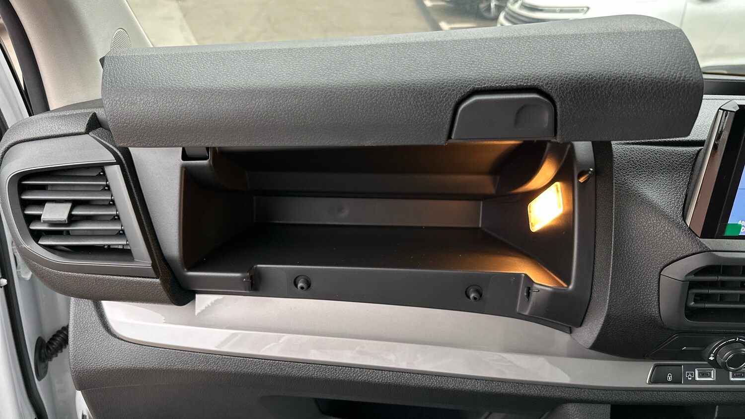 Used Citroen Dispatch 2024 for sale - 76338263: Photo 40