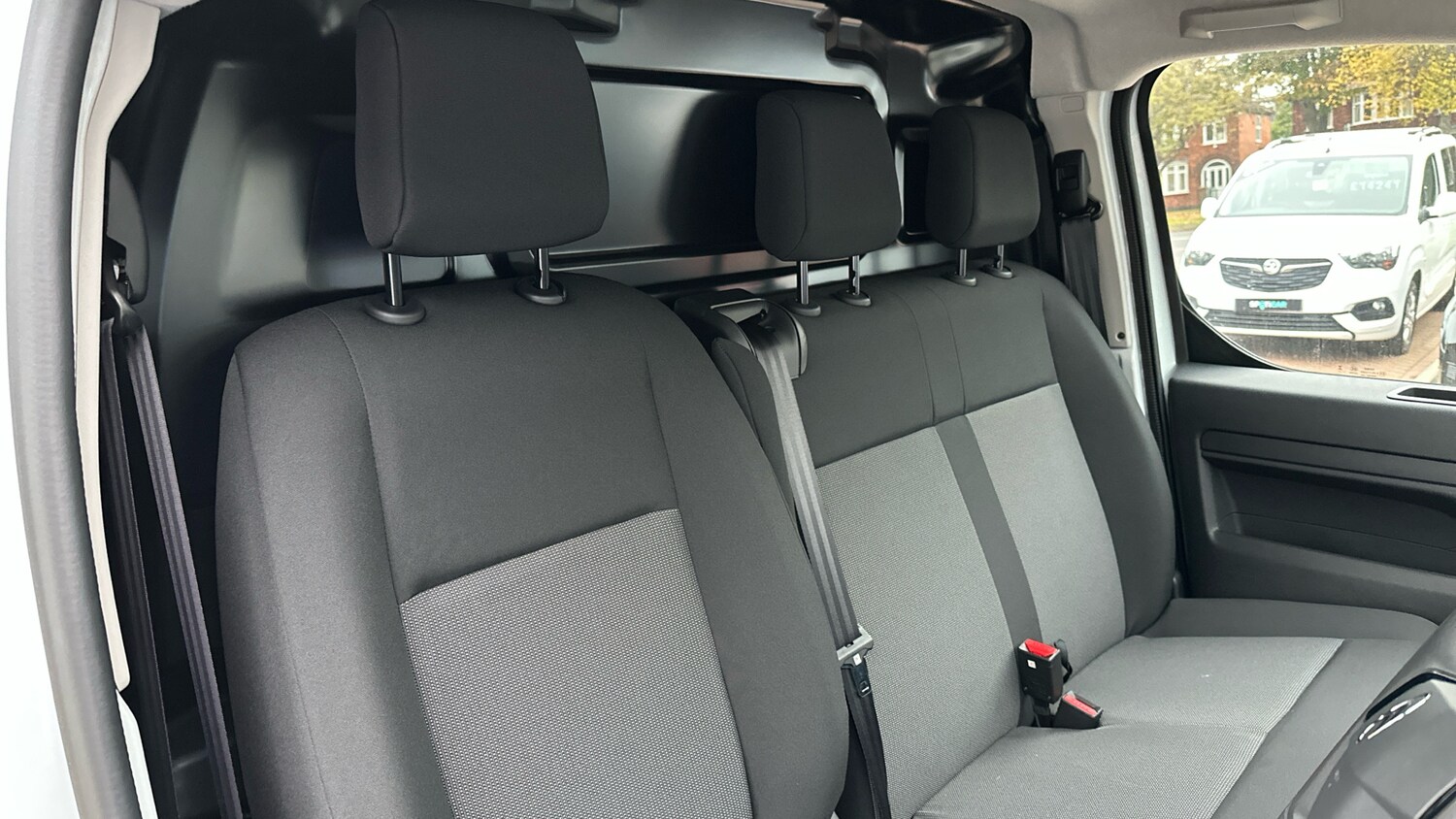 Used Citroen Dispatch 2024 for sale - 76338263: Photo 42