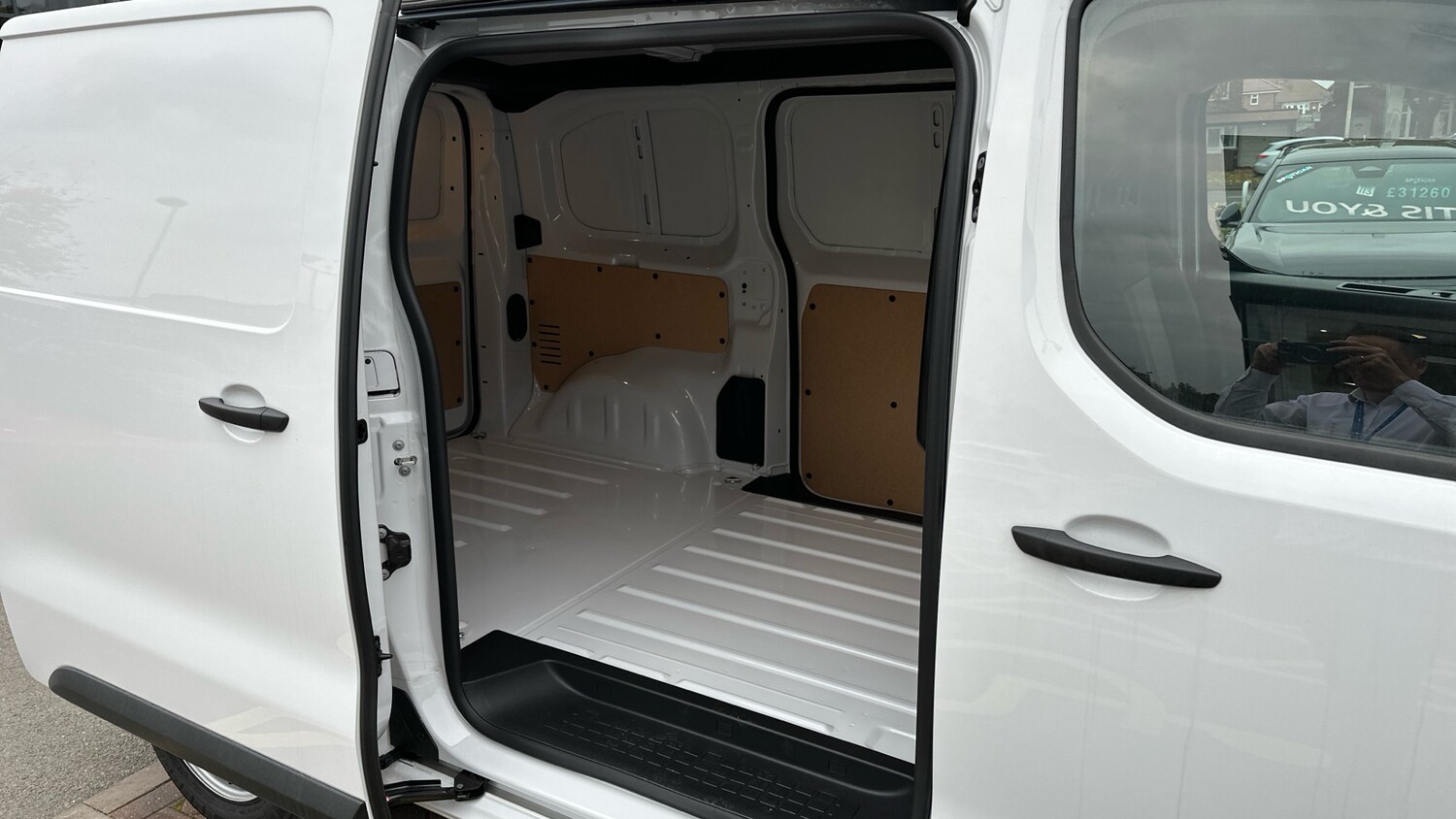 Used Citroen Dispatch 2024 for sale - 76338263: Photo 49