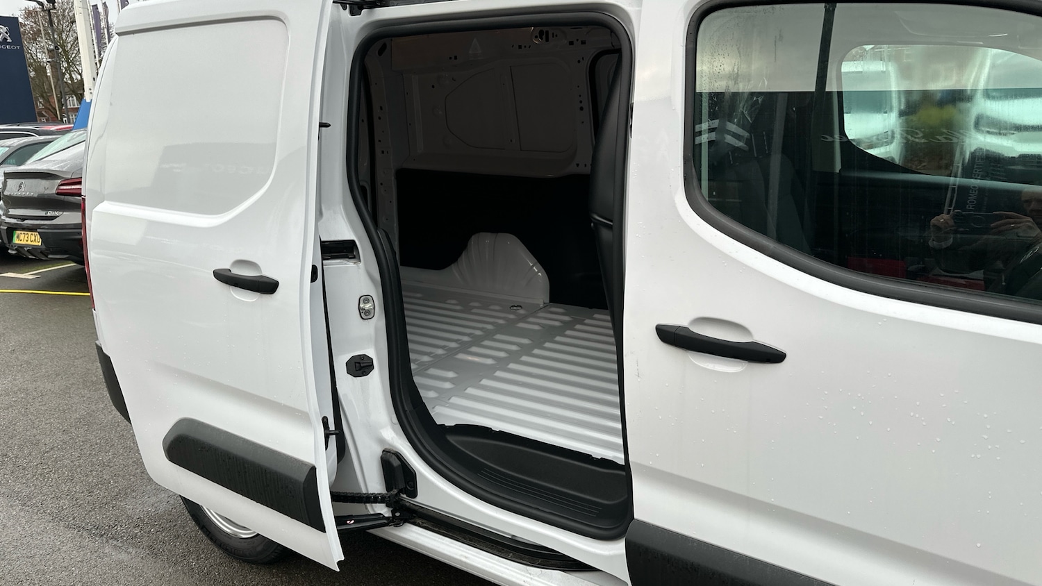 Used Citroen Berlingo 2024 for sale - 76772628: Photo 49