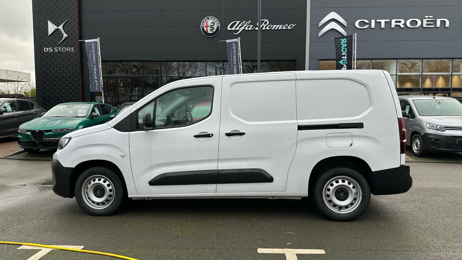 Used Citroen Berlingo 2024 for sale - 76772628: Photo 6