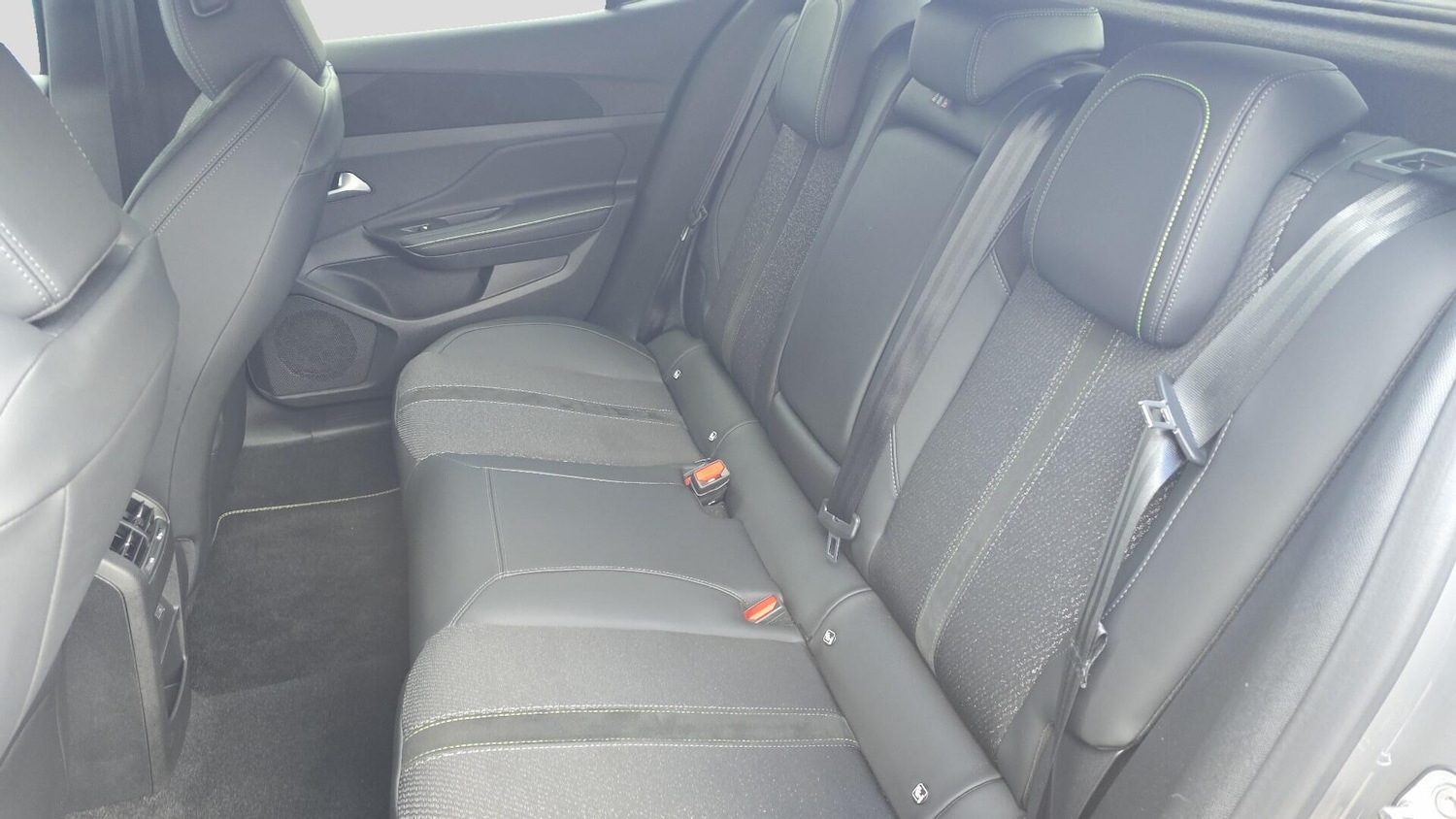 Used Peugeot 408 2025 for sale - 78128717: Photo 40