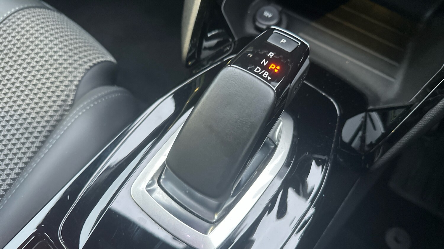 Used Peugeot 208 2021 for sale - 77315798: Photo 20