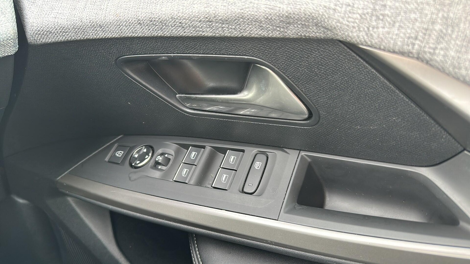 Used Peugeot 5008 2025 for sale - 78136814: Photo 34