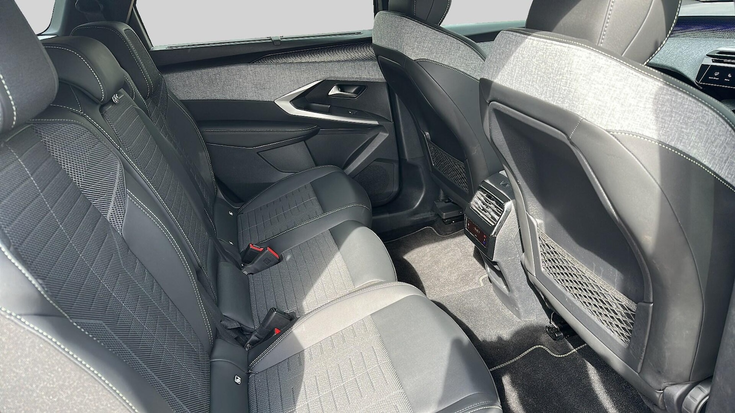 Used Peugeot 5008 2025 for sale - 78136814: Photo 37